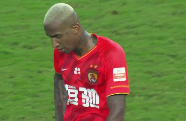 窗口期欧冠焦点战，北京首钢遗憾出局，球迷炸锅，训练强度明显提升的简单介绍