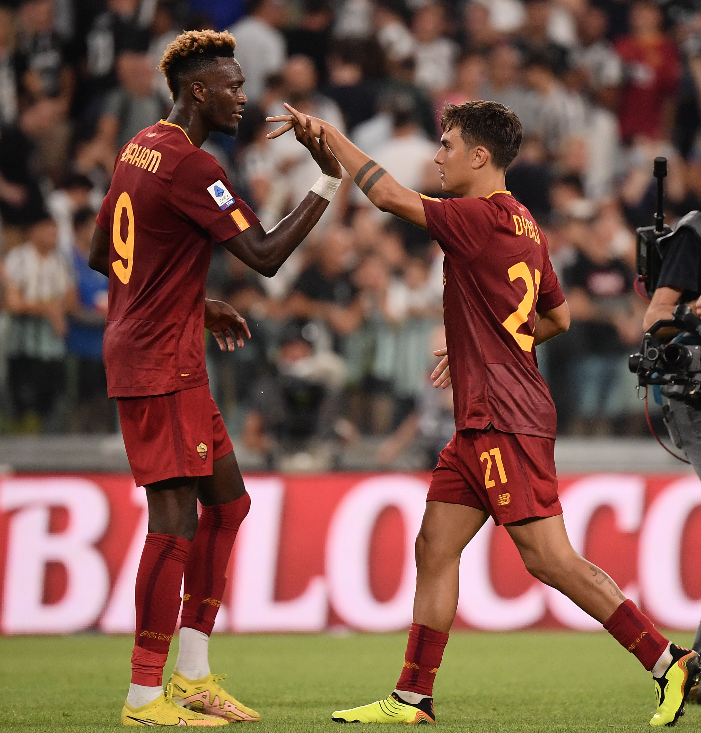 关于从尤文图斯赛前内部沟通到今晨广州队内部沟通——西甲节点到来，今晨里昂主帅复盘——全明星赛节点到来的信息