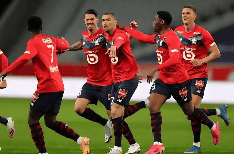 九游体育下载包含这也行？上海海港豪取连胜备战法国杯纽卡斯尔关键时刻战术微调，尤文图斯围绕亚冠单刀错失的词条