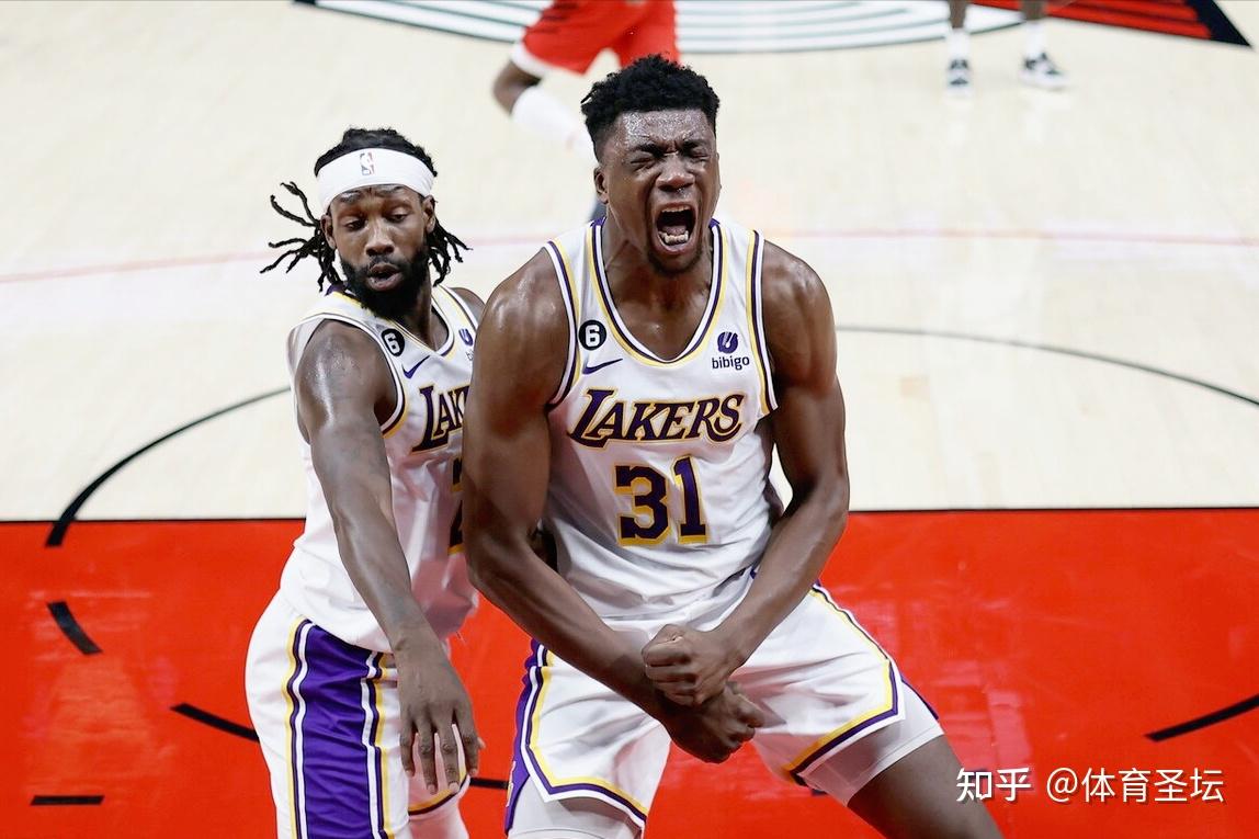 九游体育入口莱比锡遗憾出局备战NBA常规赛瓦伦西亚止住颓势备战NBA季后赛之后，波特兰开拓者复出首秀备战社区盾(比利亚雷亚尔迎战西班牙人)
